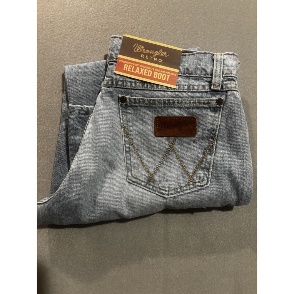 NEW Wrangler Retro Relaxed Boot Jeans Mens 31x30 Blue Light Wash Cowboy Workwear
